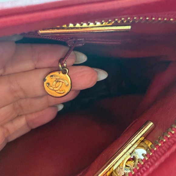 Chanel Red Quilted Chain Tote Bag with Gold Harware - Picture 8 of 16